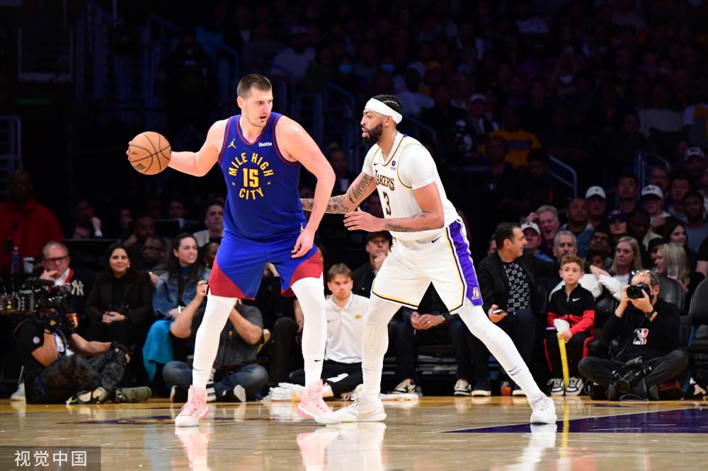 出的默契配 出的默契配