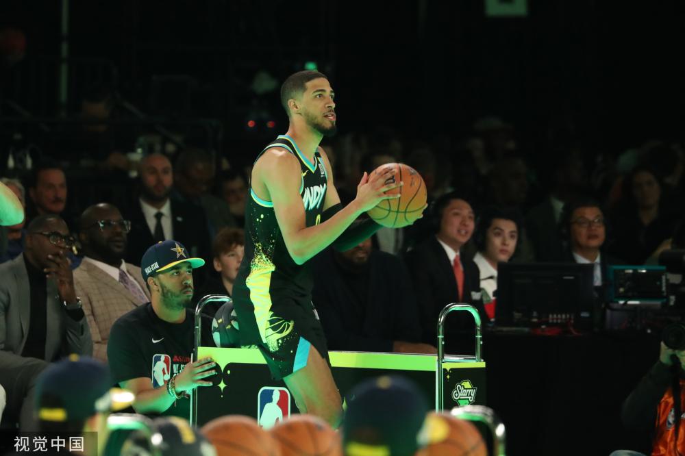 引入一个 引入一个